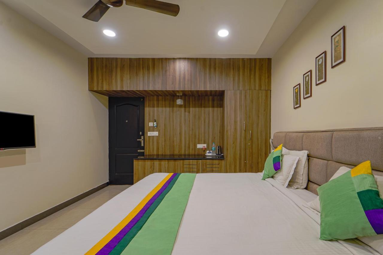 Treebo Elan Hotel Ченай Екстериор снимка